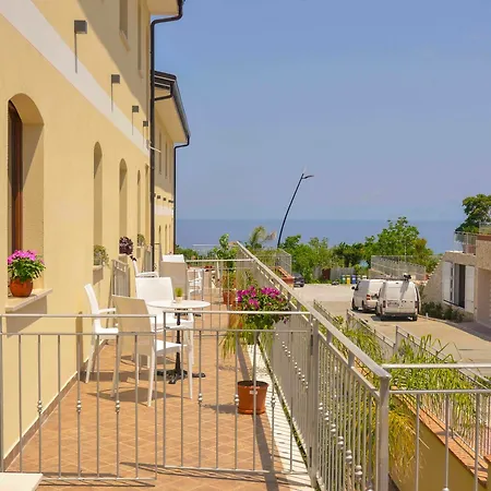 Donna Mela 2 Apartment Tropea